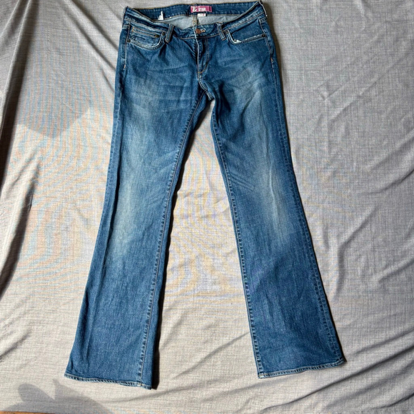 H&M FitSTAR Blue Boot Cut/flare Jeans US 31 Y2K low rise - Picture 1 of 8